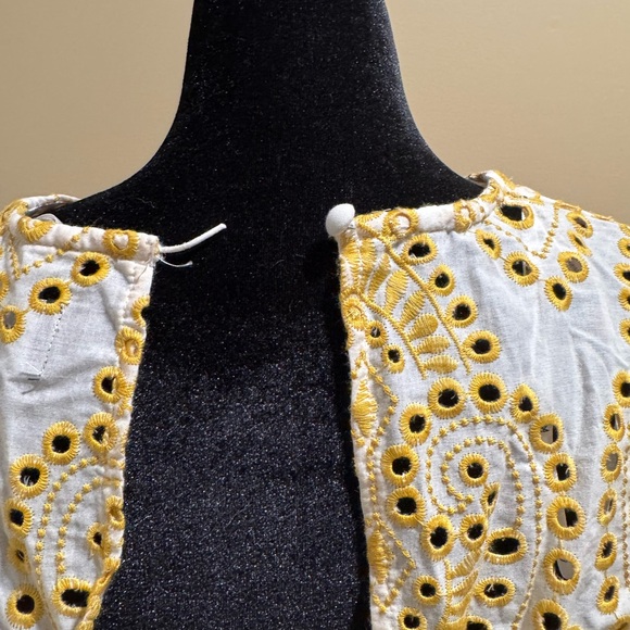 Mink Pink White and Yellow Lace Dress NWT - Picture 5 of 6